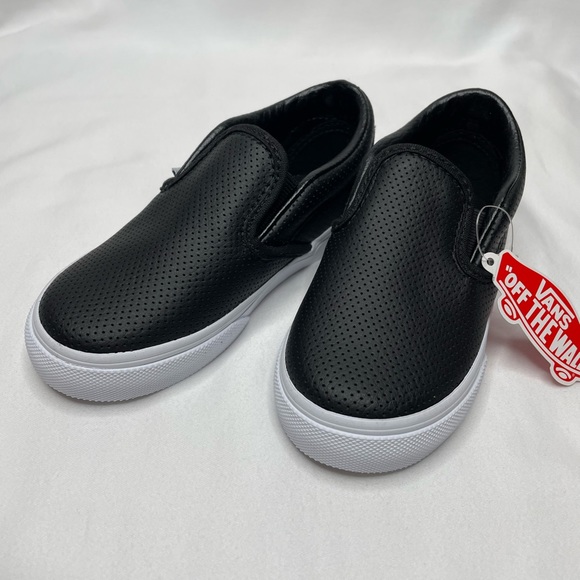 Vans Other - Unisex Toddler Vans Classic Slip On V Shoe size 9